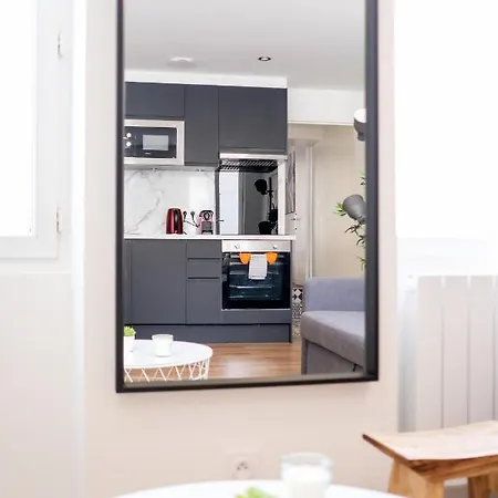 T2 Lumineux Tout Confort Avec Sa Terrasse Ensoleillee